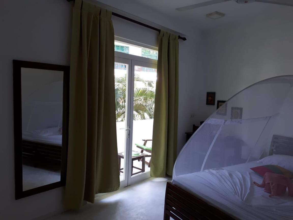 The Bed Hotel Hikkaduwa Ngoại thất bức ảnh